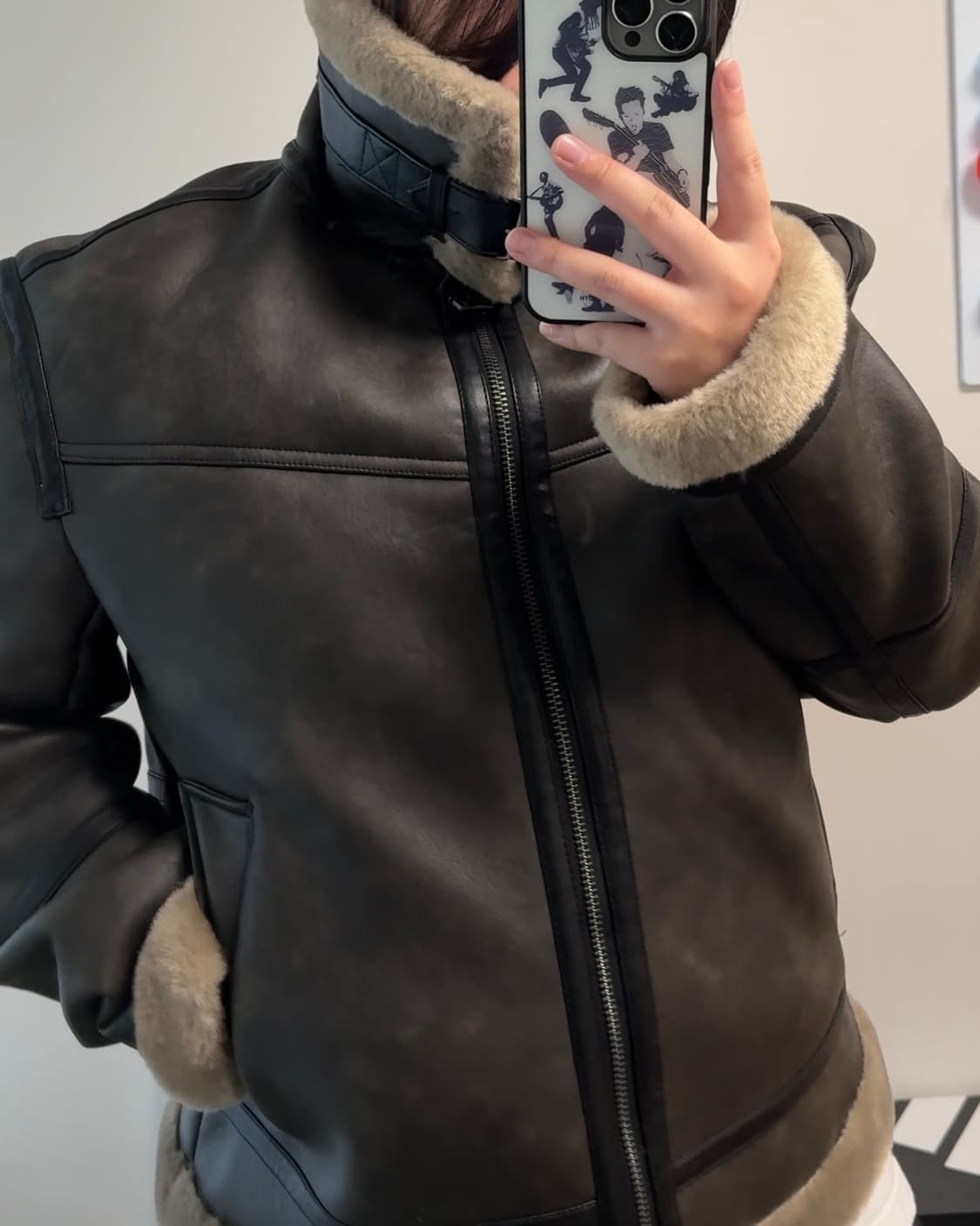 플리마켓🔥 버커루 빈티지 레더 하이넥 무스탕 블랙 (XL) 상품이미지3