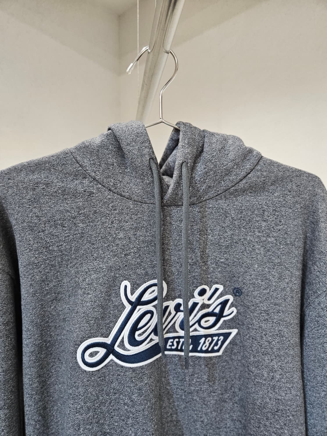 리바이스 로고자수 후드티 상품이미지3
