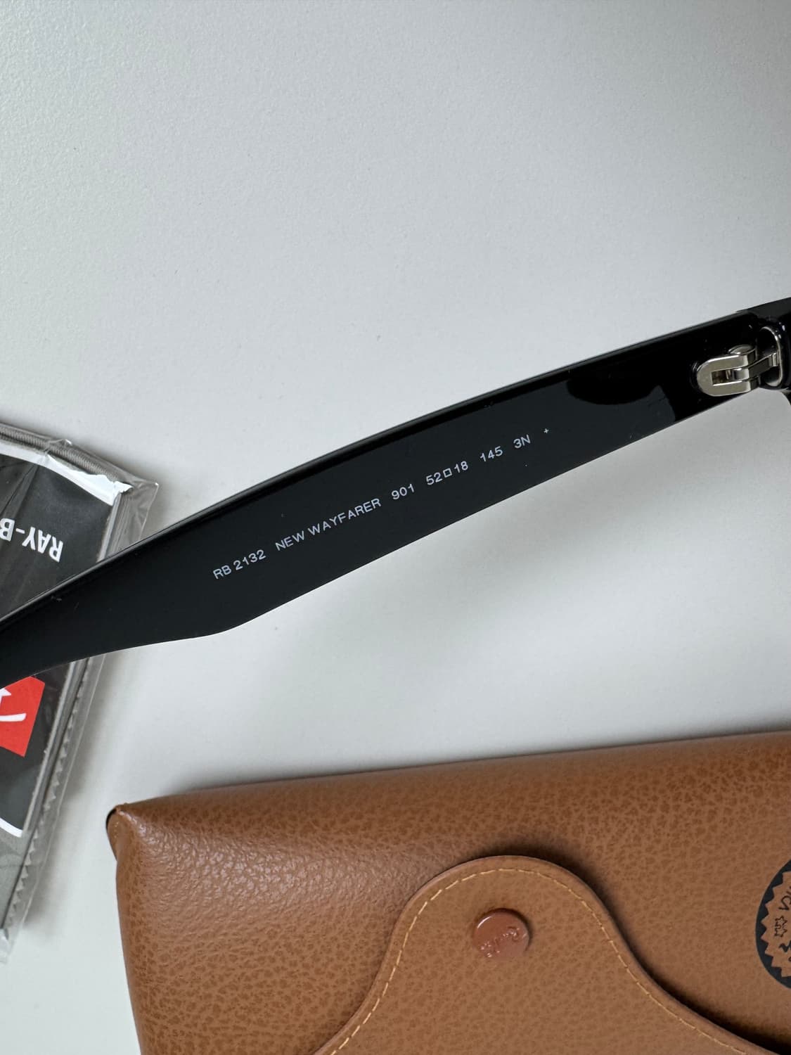 레이밴 / RB2132 뉴웨이페어러 / 52 상품이미지4