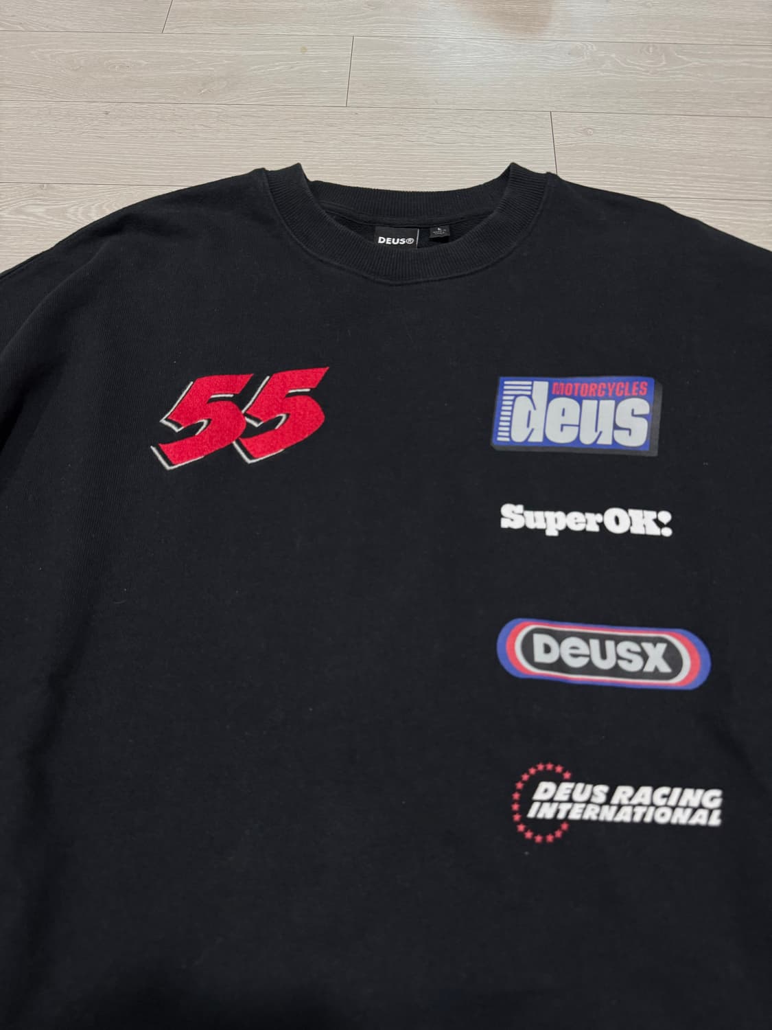 데우스 엑스마키나 데칼 모토크루 맨투맨  상품이미지3