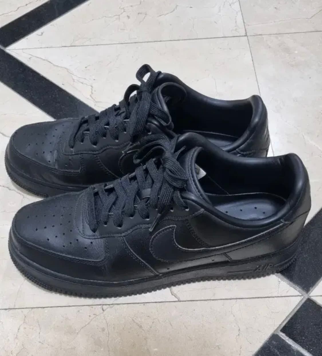 290 나이키 에어포스 프레쉬 트리플 블랙 상품이미지2