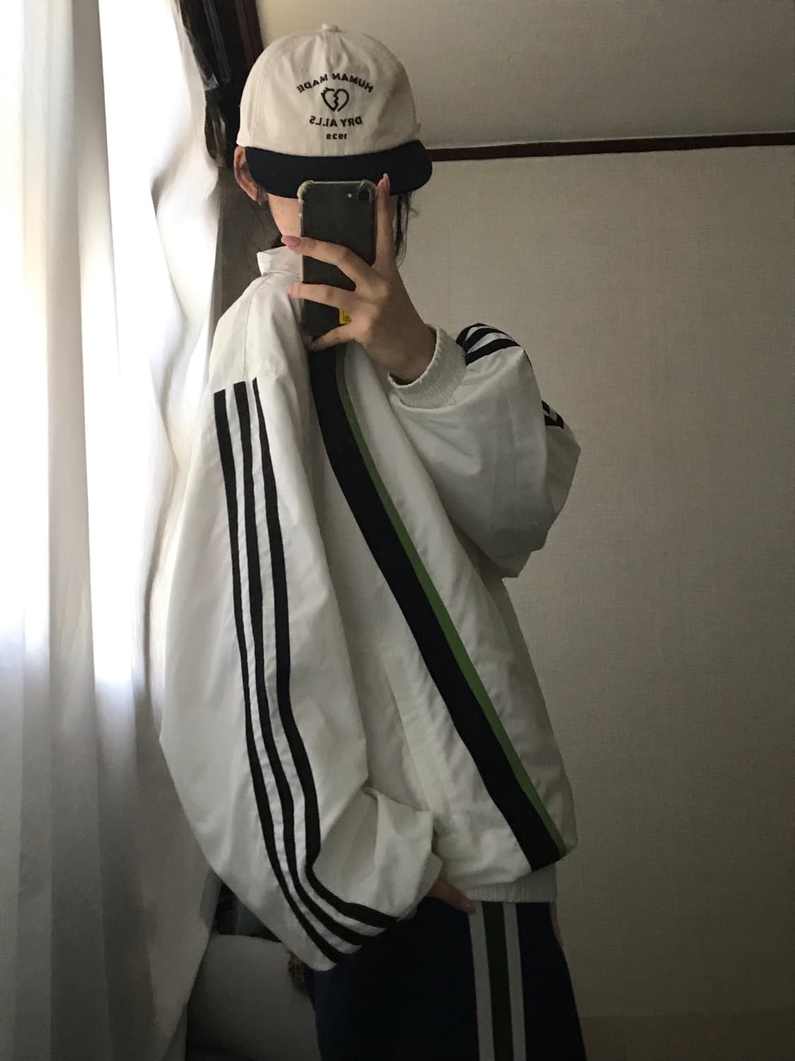 아디다스 90s 오버핏 화이트 바람막이 상품이미지2