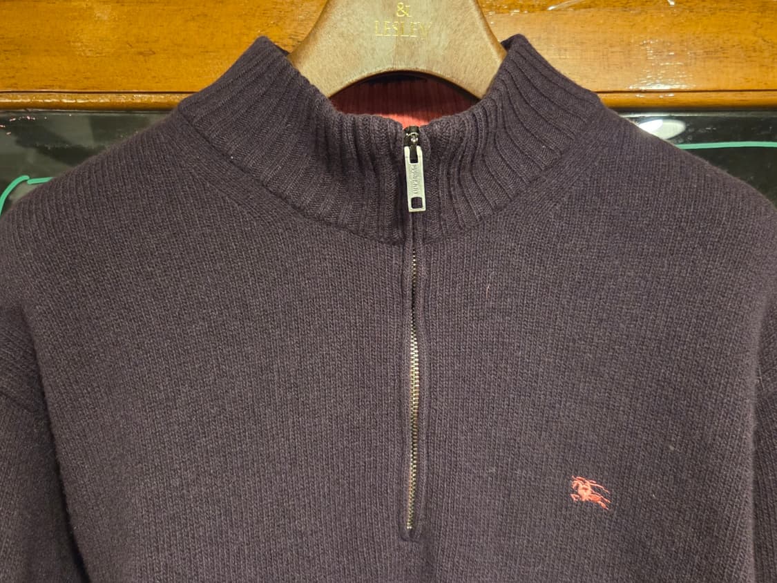 버버리 클래식 짚업니트 상품이미지2