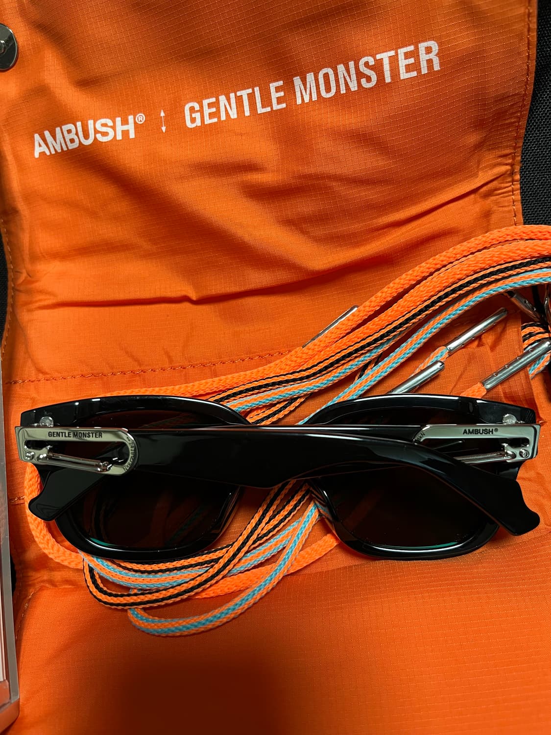 젠틀몬스터 앰부쉬 콜라보 카라비너 선글라스 상품이미지1