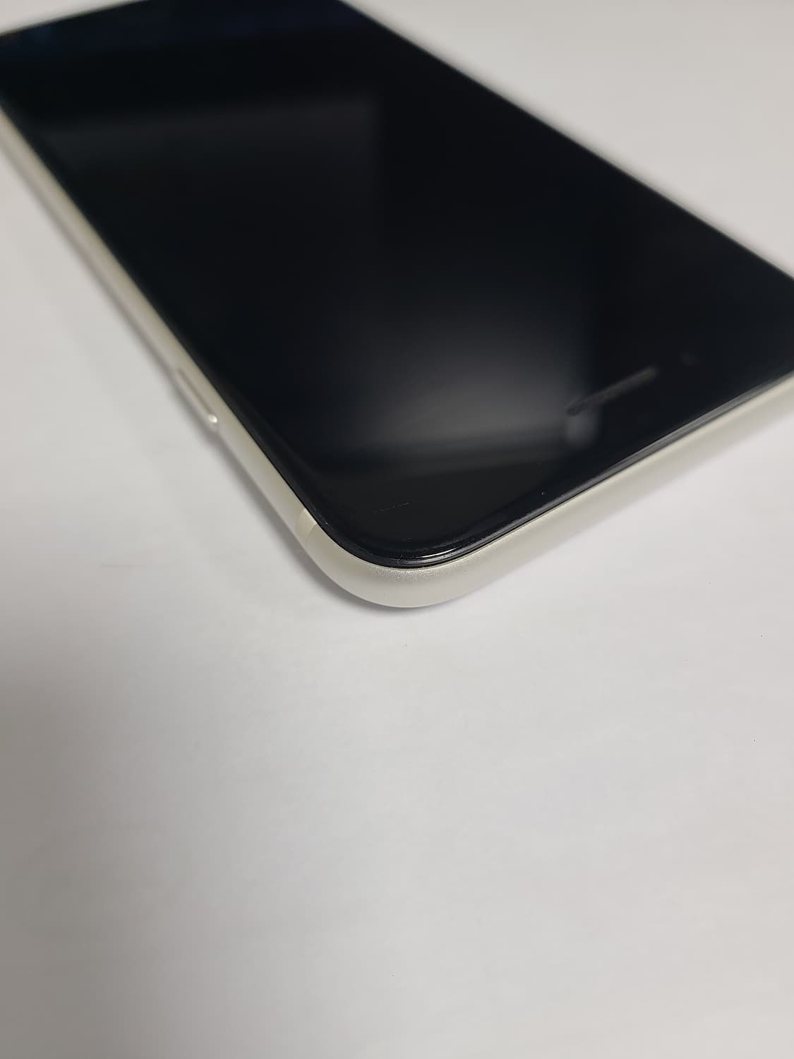 아이폰 se3 64G 화이트 배터리100 한국판 상품이미지5