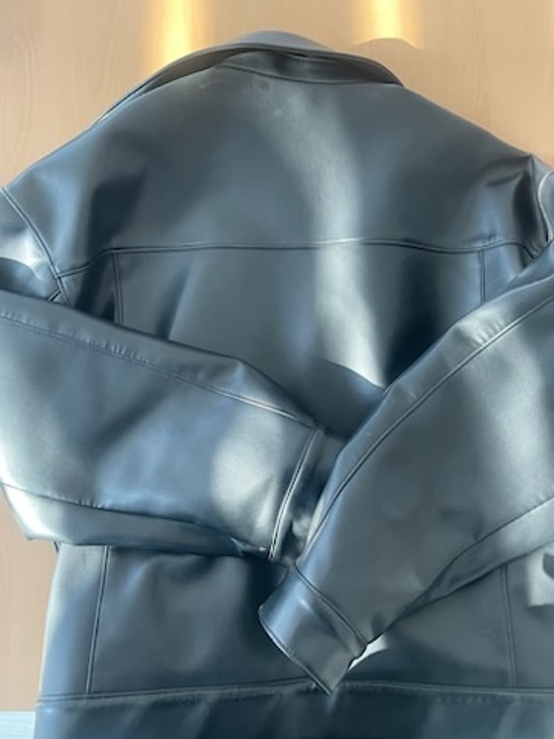 무탠 신세틱 레더 엑스트라 오버사이즈 싱글자켓 L 사이즈 판매합 상품이미지4