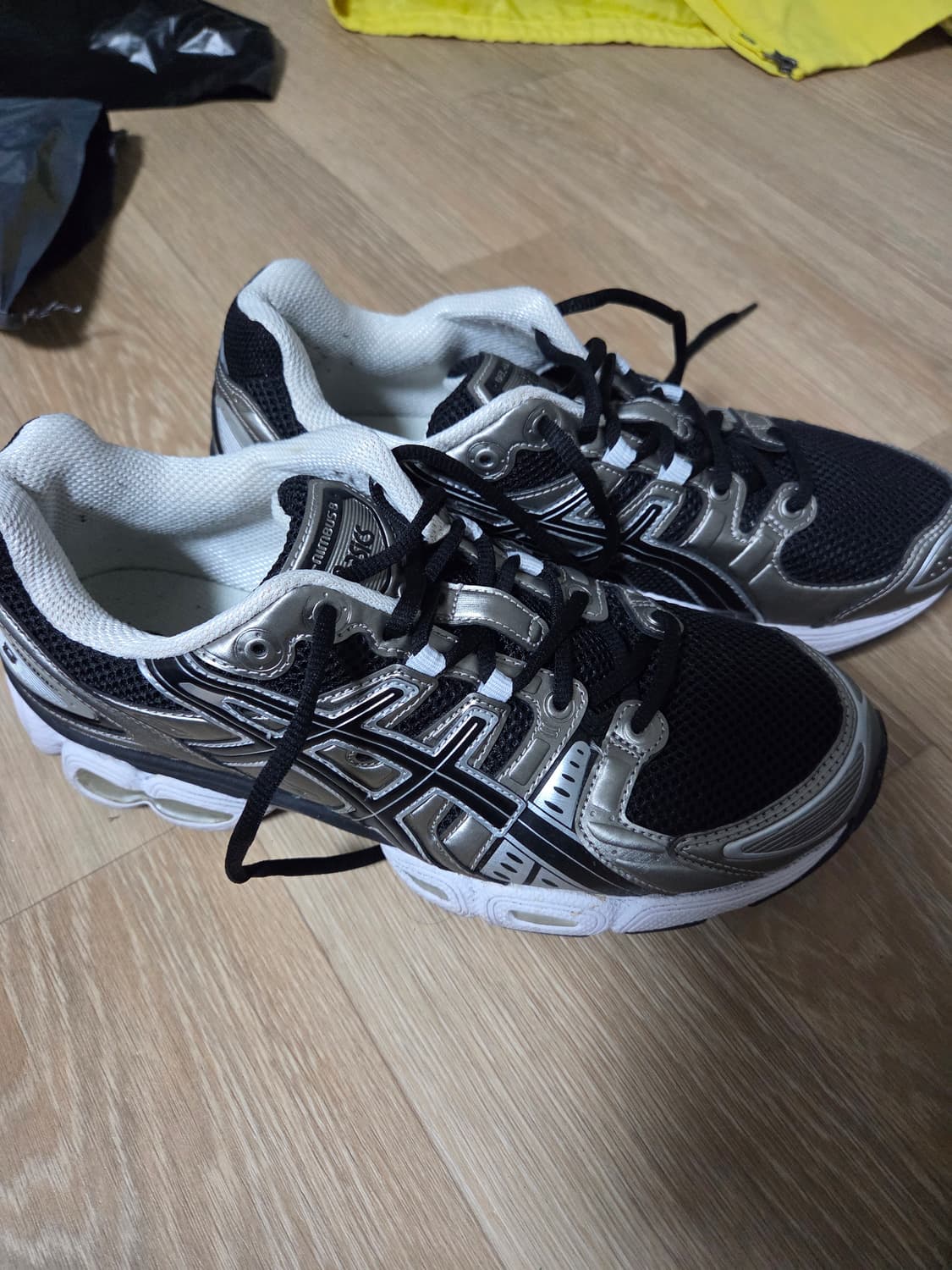 아식스 젤 님버스9 270 상품이미지1