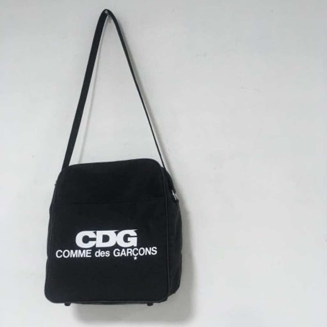 꼼데가르송 CDG 크로스백 블랙 s 상품이미지1
