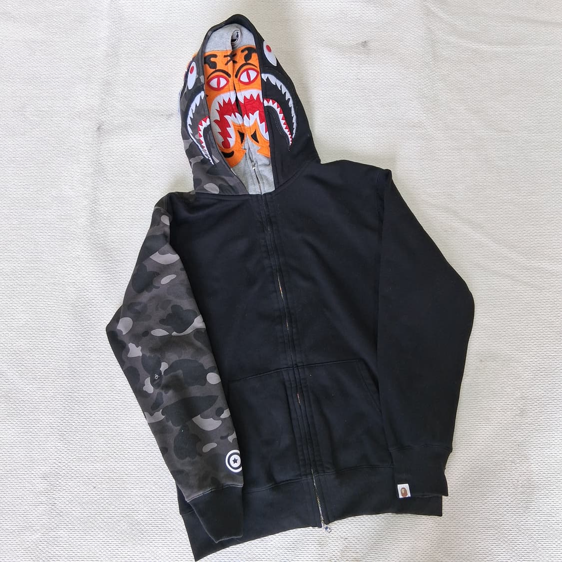 베이프 검정 카모 후드집업 상품이미지1