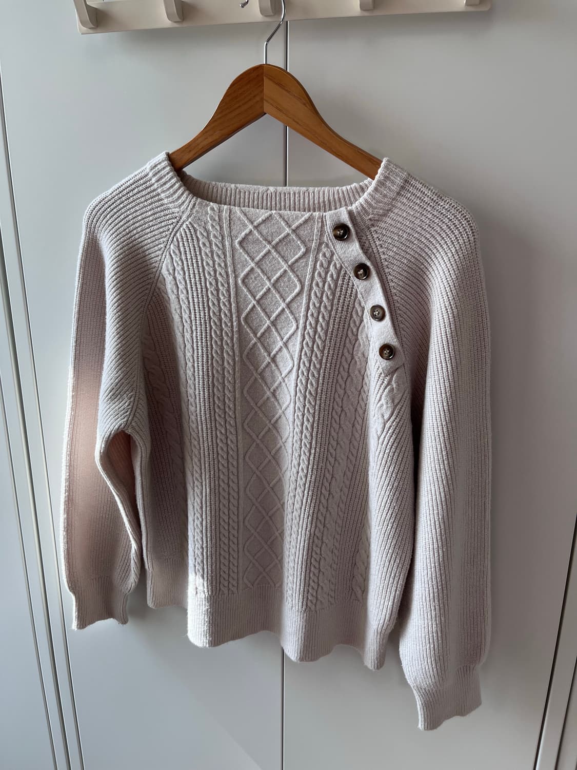 Vintage 사선 단추 스퀘어넥 오버핏 니트 상품이미지7