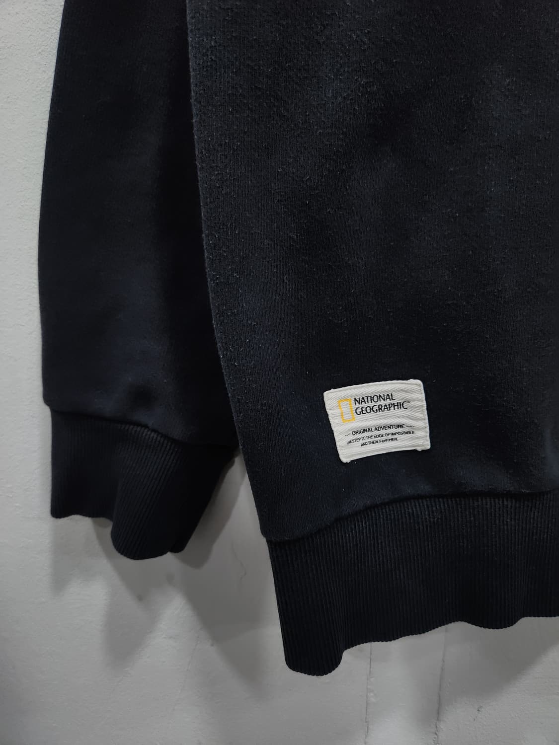 내셔널지오그래픽 검정색 맨투맨 티셔츠 XL 105 상품이미지3