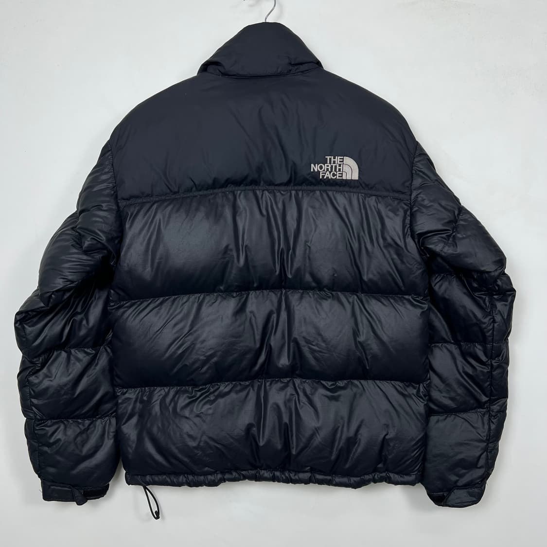 TNF 노스페이스 눕시 700 블랙 패딩 상품이미지3