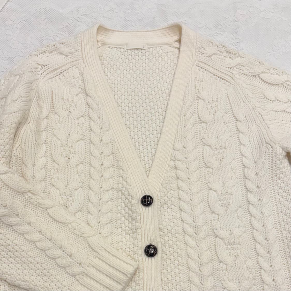 GU 일본 빈티지 아이보리 케이블 루즈핏 가디건 빵단추 스쿨룩 상품이미지5