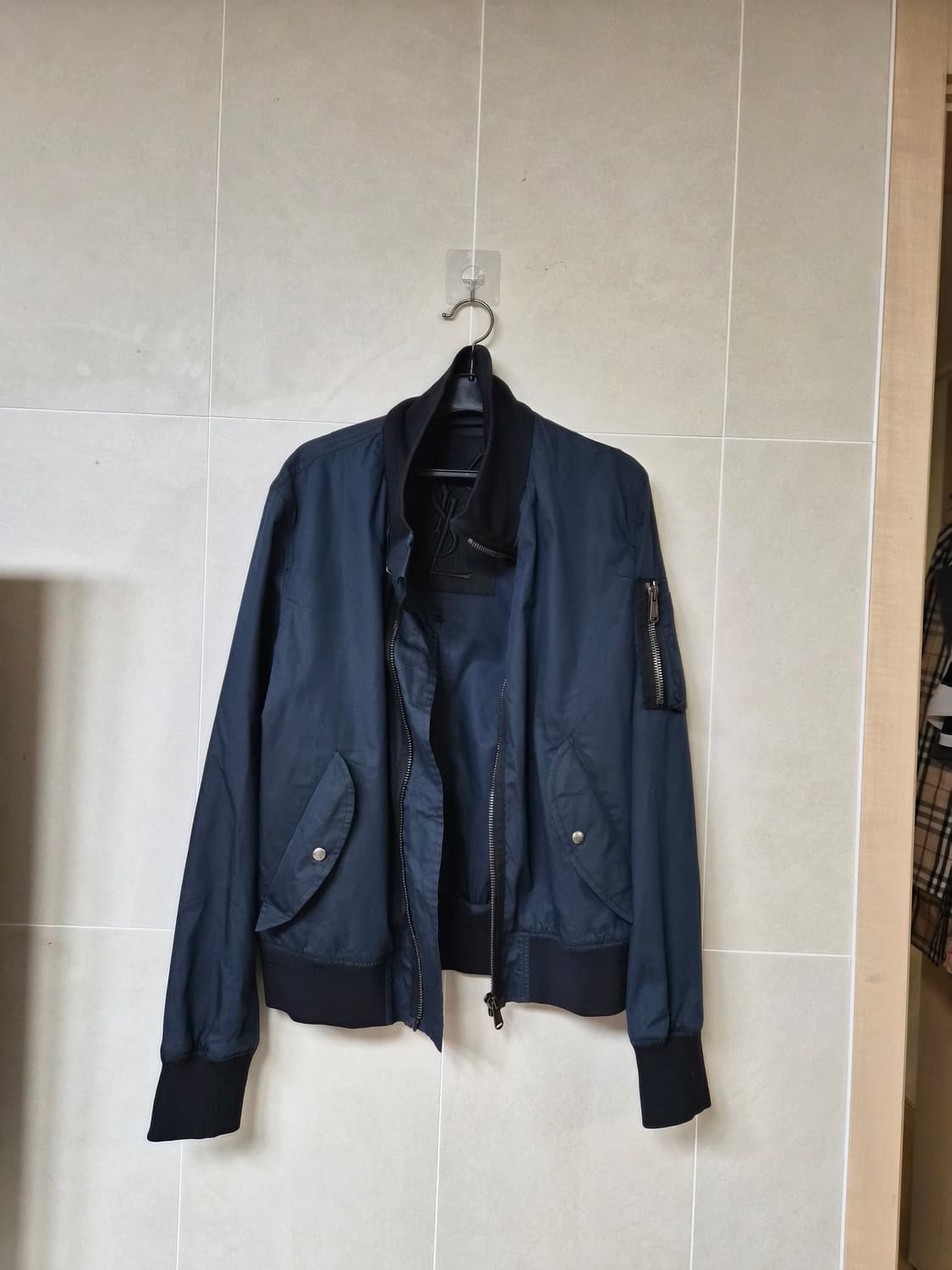 입생로랑 정품 남성집업 100 상품이미지1