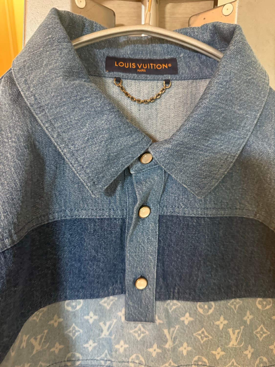 루이비통 데님 패치워크 폴로 셔츠 상품이미지3