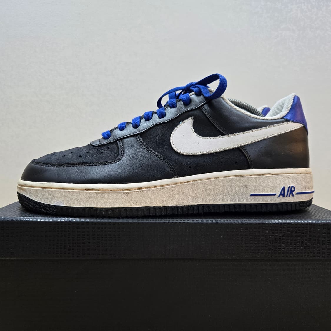 280 나이키 에어포스1 로우 블랙 화이트 82 컬러 상품이미지3