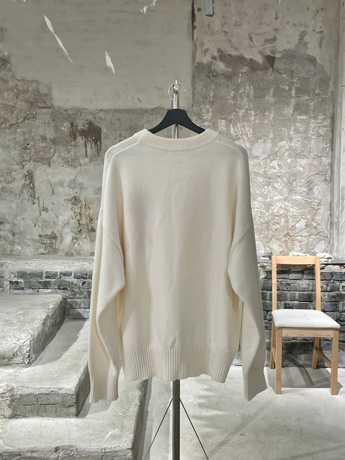 아미 오프 화이트 빅 하트 로고 인타르시아 스웨터 상품이미지6