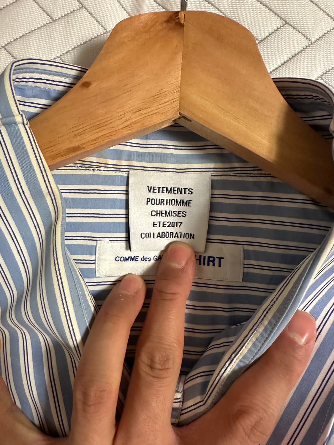 [L] 베트멍 x 꼼데가르송 트위스트 셔츠 상품이미지2