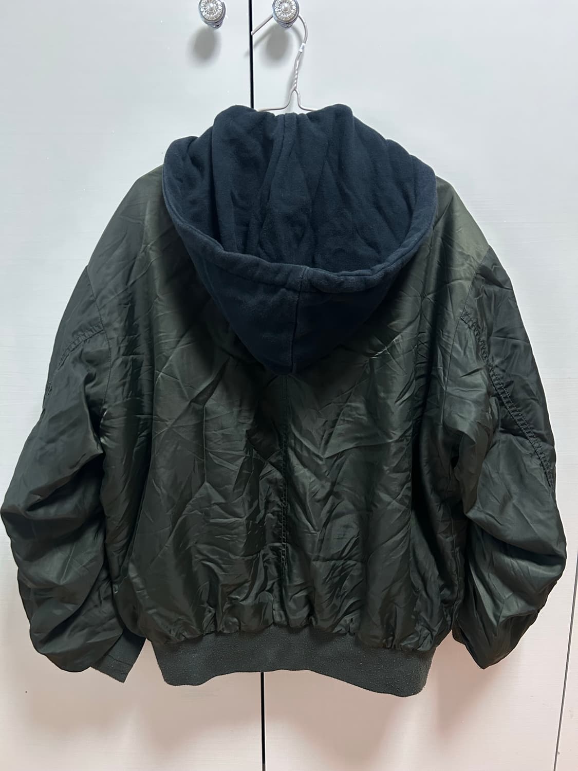 에잇세컨즈 후드 항공 점퍼 카키 S 상품이미지3