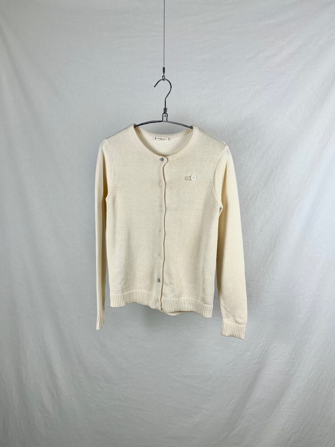 Vintage 단추 포인트 아이보리 가디건 상품이미지1