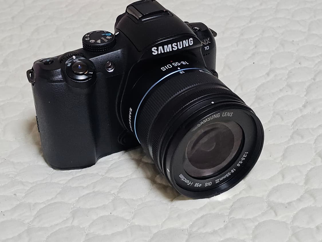 삼성 NX10 카메라와 18-55mm 렌즈 상품이미지9