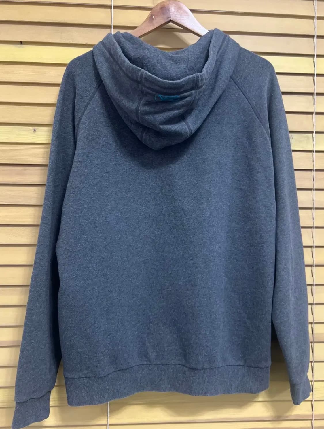 디스커버리 남성 그레이후드티셔츠 105 상품이미지3