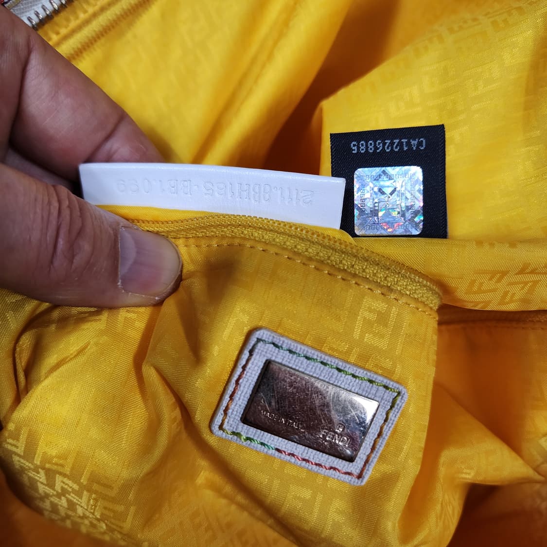 펜디 주카 PVC 쇼퍼백 숄더백 상품이미지10