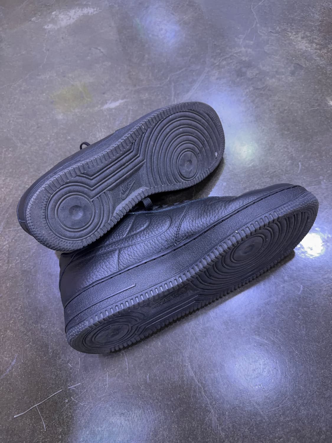 나이키 에어포스1 07 프로 테크 워터프루프 트리플블랙 280 상품이미지9