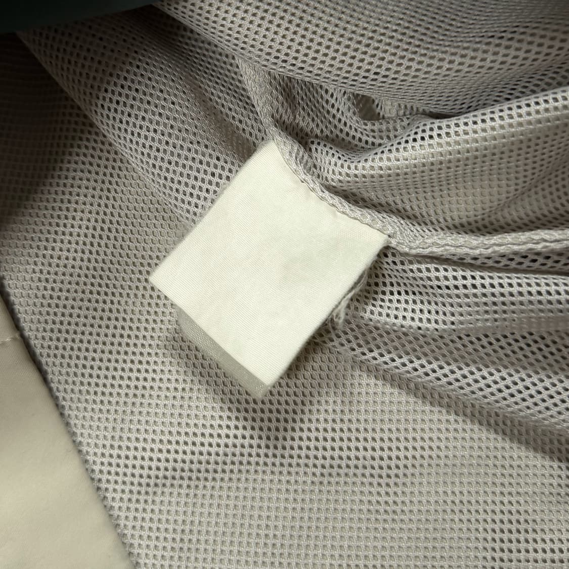 입생로랑 베이지 폴리쉘 블루종 자켓 상품이미지5