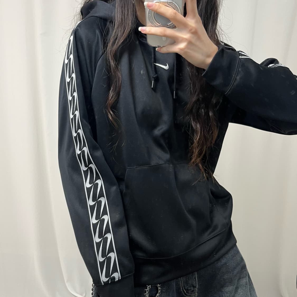 Nike black hoodie 상품이미지3