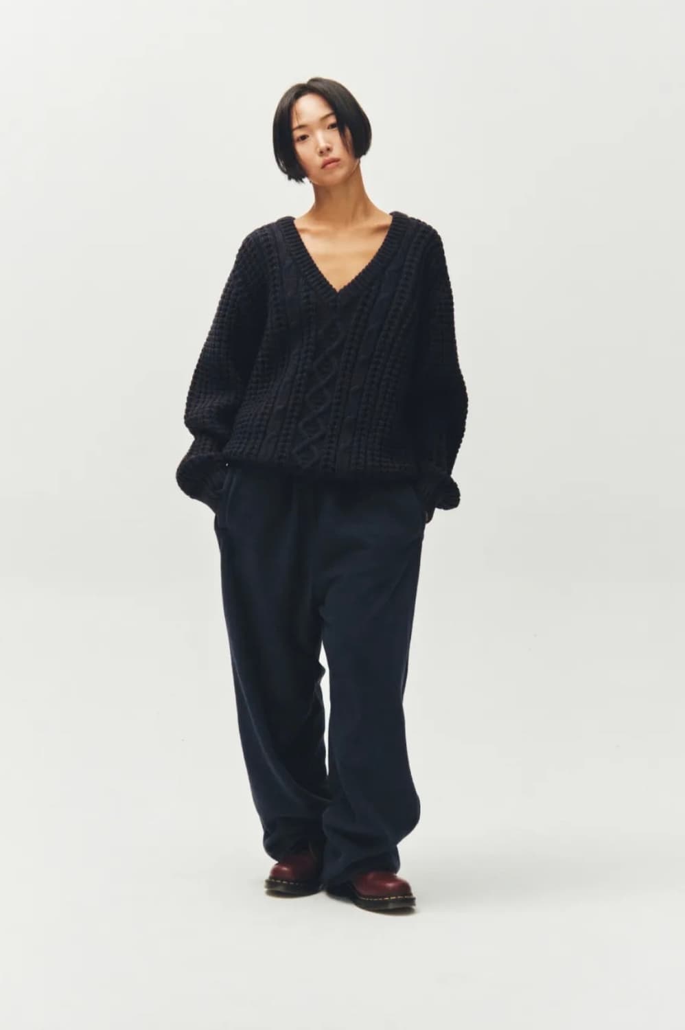 [PLZPROJECT] cable fisherman v-neck knit 상품이미지2
