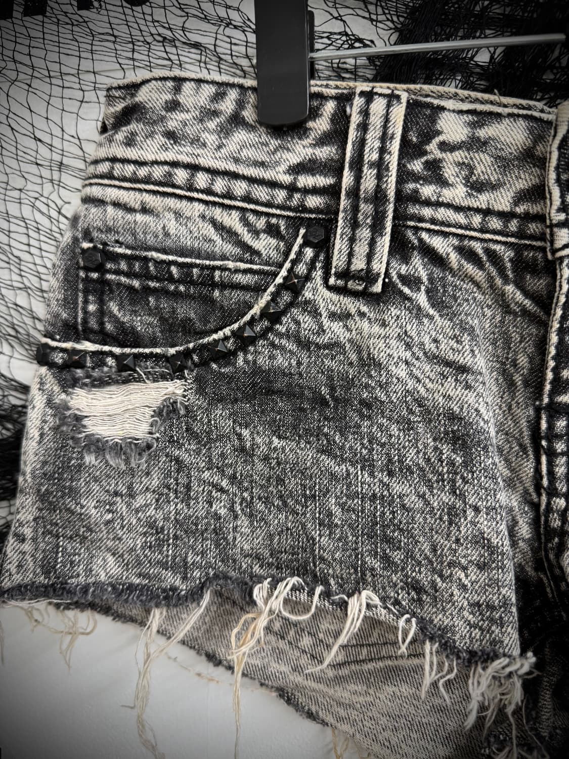 Damaged washing dark denim shorts 상품이미지3