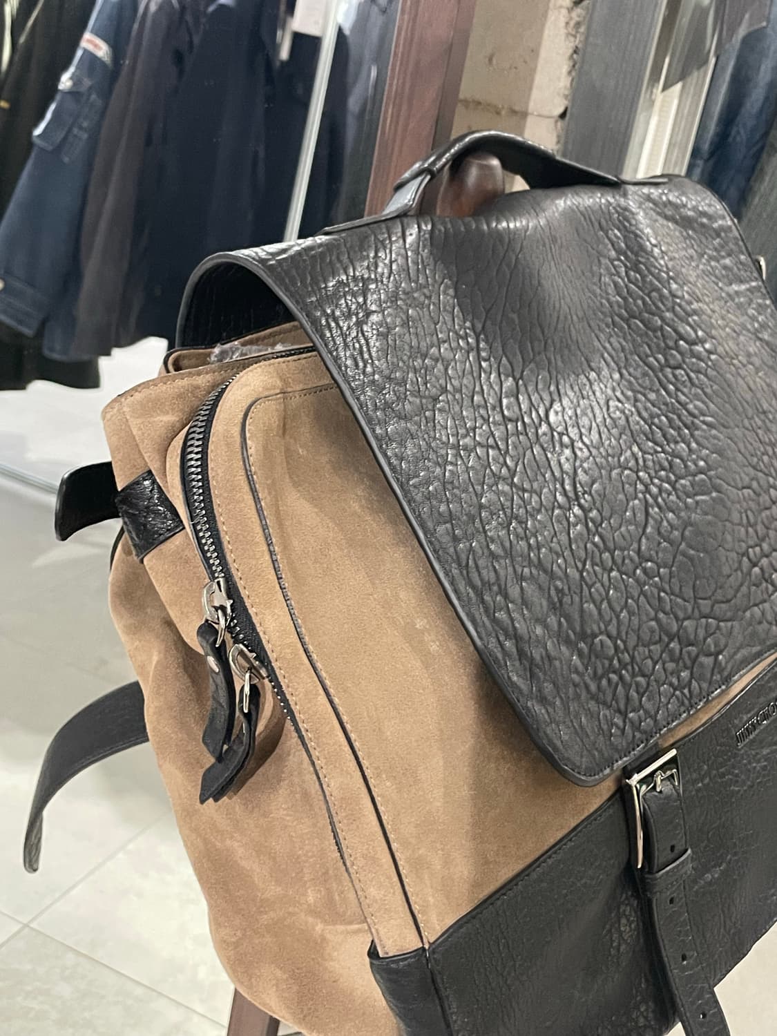 [풀구성/정품] 지미추(Jimmy Choo) 스웨이드 레더 멀티 백팩 상품이미지4