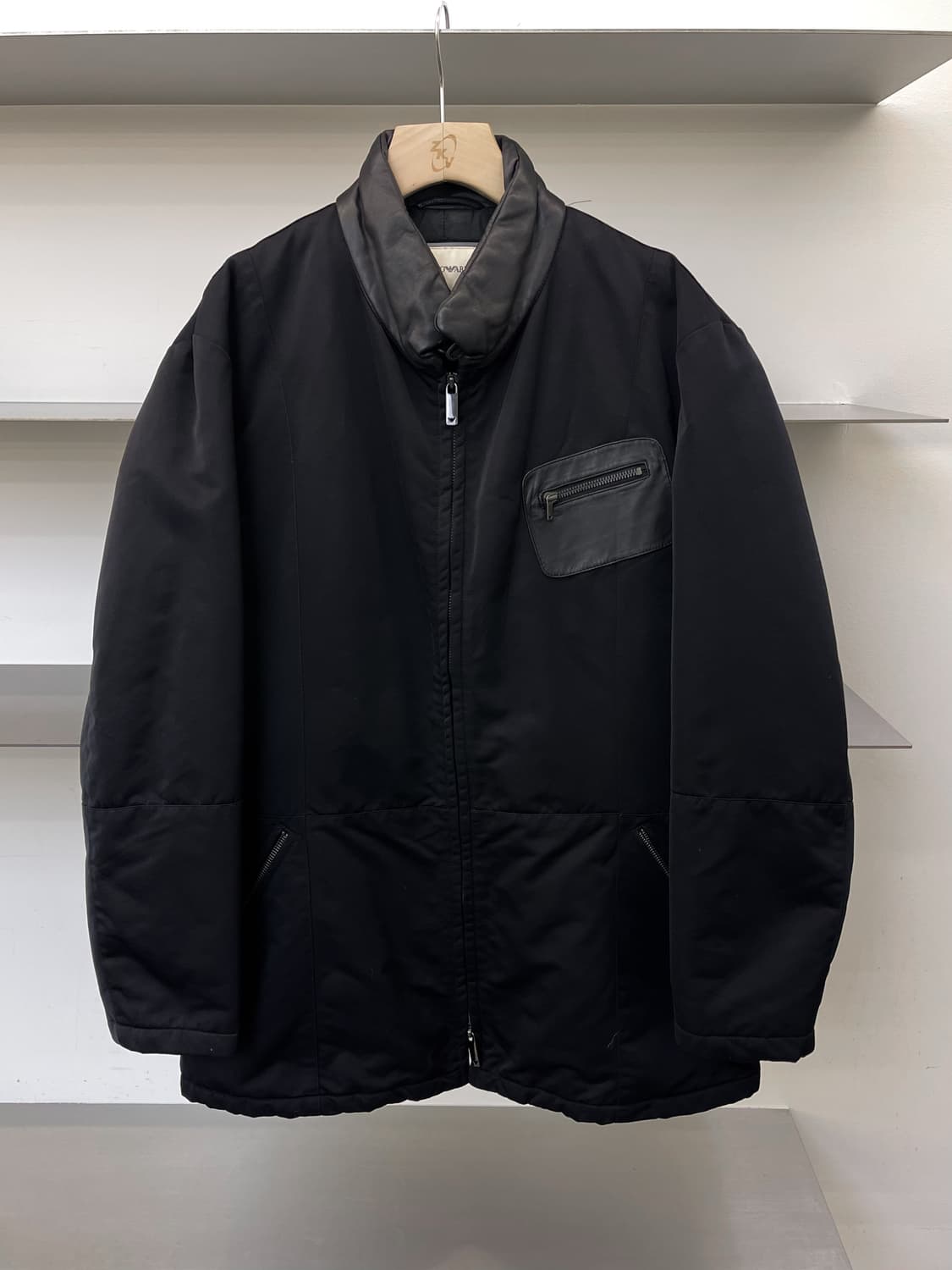 엠포리오 아르마니 투웨이 나일론 레더 넥 코트 상품이미지1