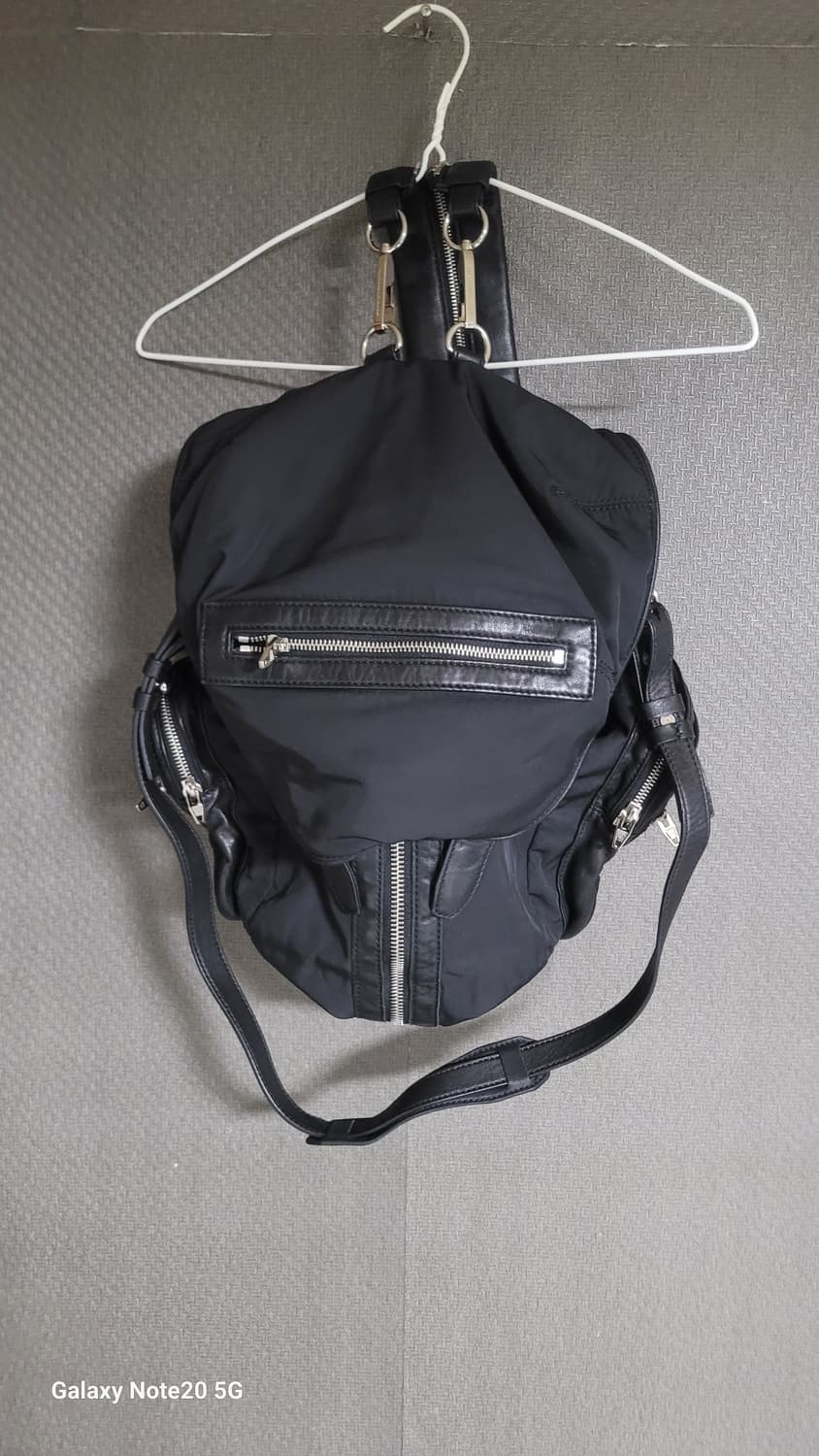 알렉산더왕 레더 백팩 상품이미지1