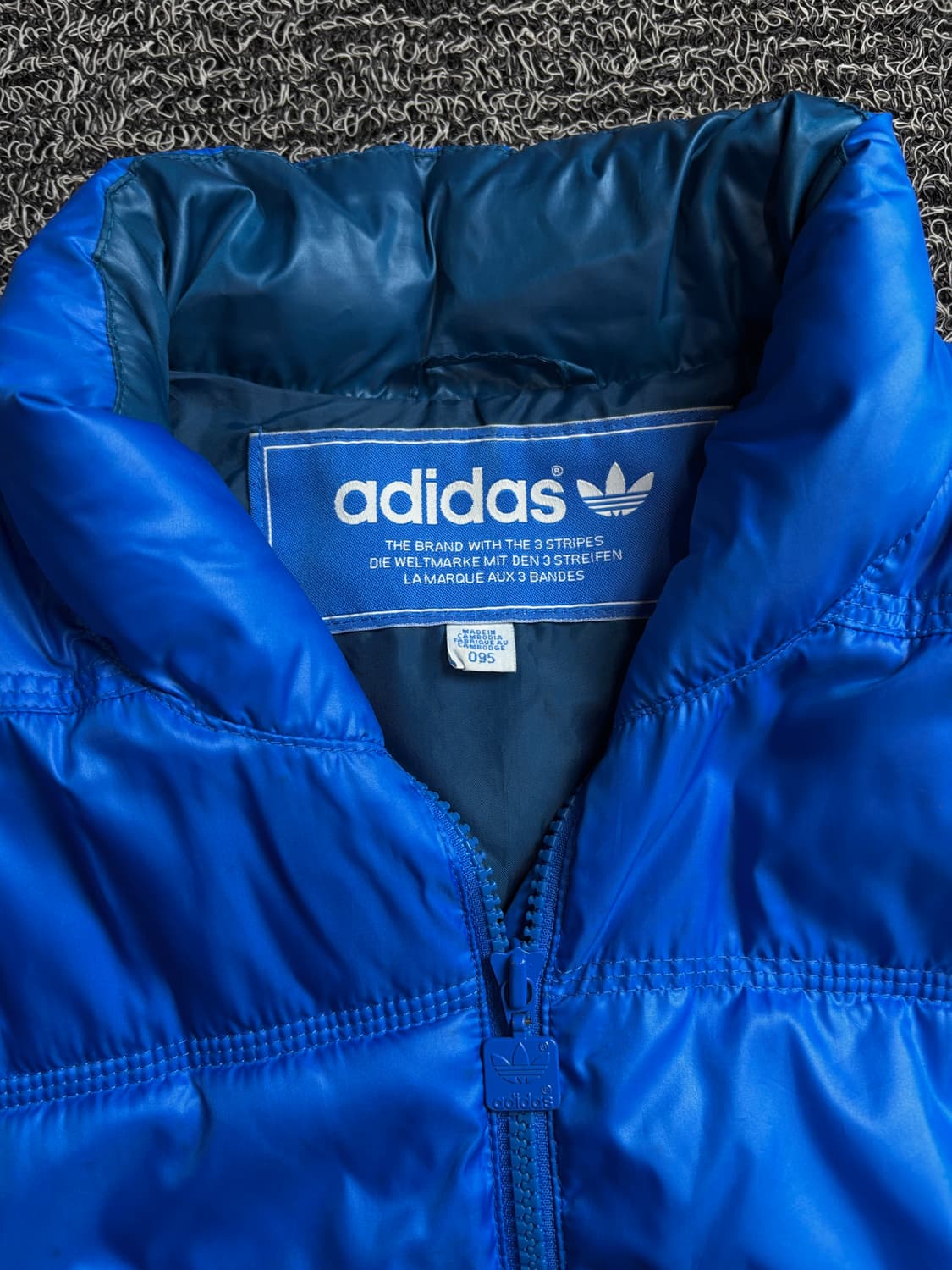 00s 아디다스 올드스쿨 유광 푸퍼 숏 패딩 점퍼 1520 상품이미지3