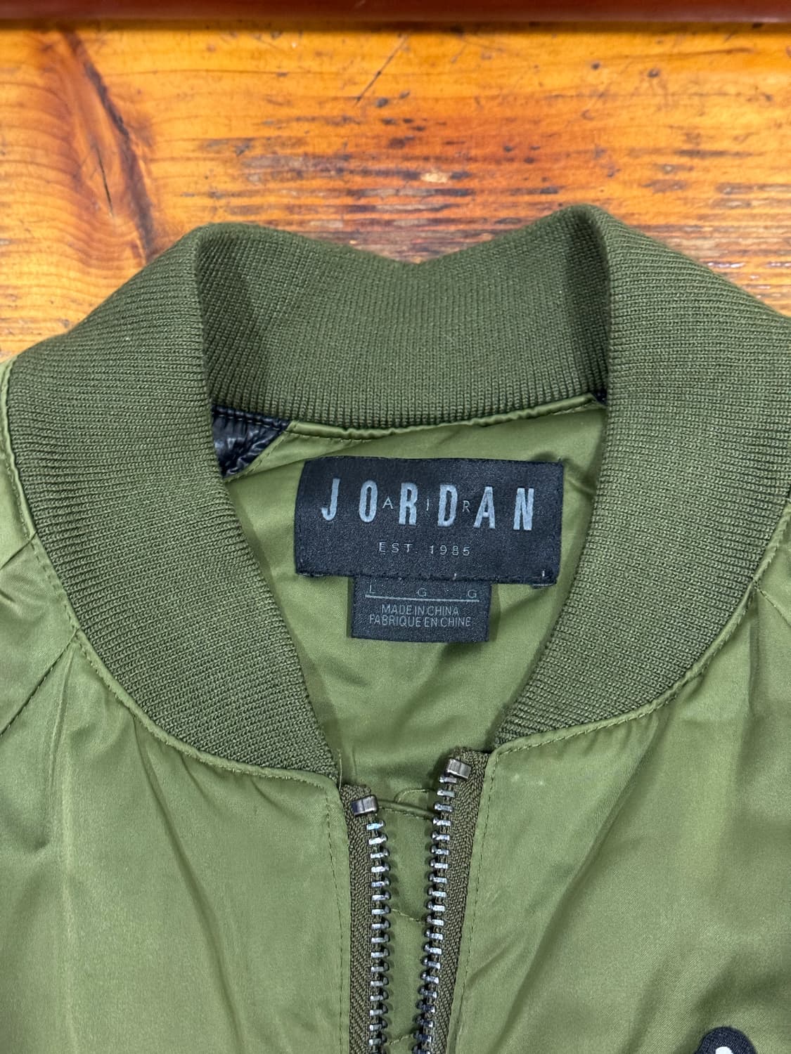 조던 항공점퍼 사이즈 L 새상품급 상품이미지2