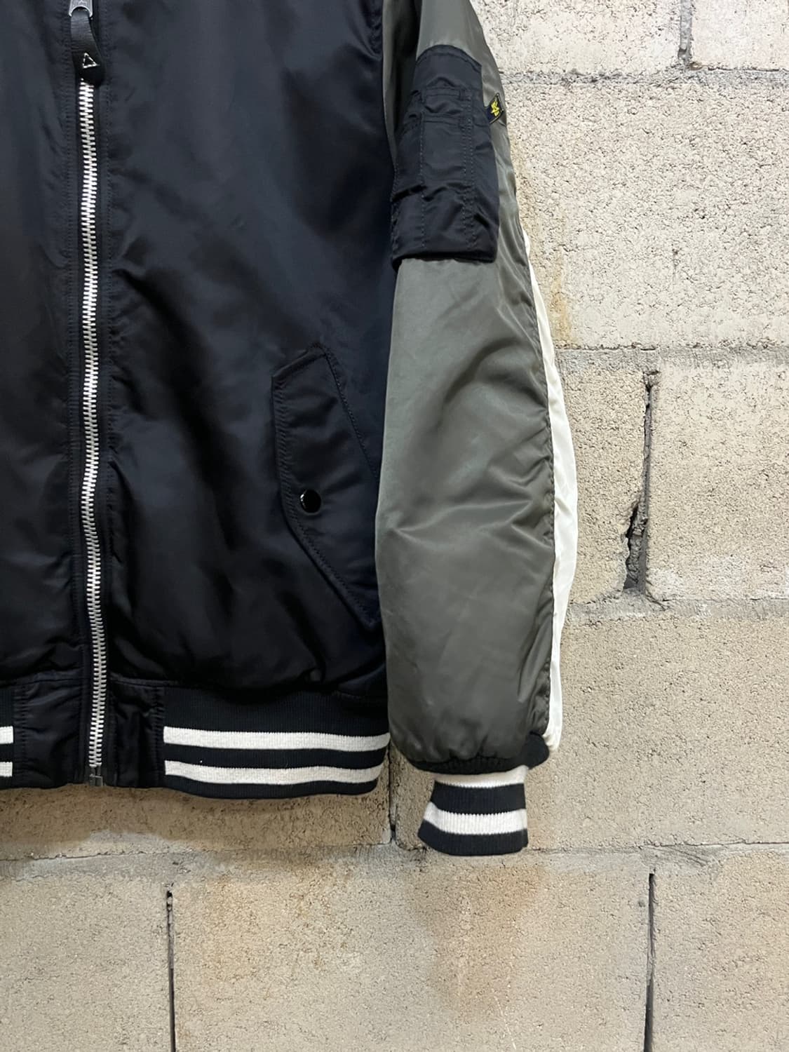 알파 인더스트리 리버시블 MA-1 자켓 상품이미지4