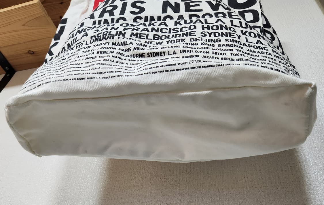 UNIQLO 유니클로 시티 레터링 에코백, 캔버스백 40x40 상품이미지3