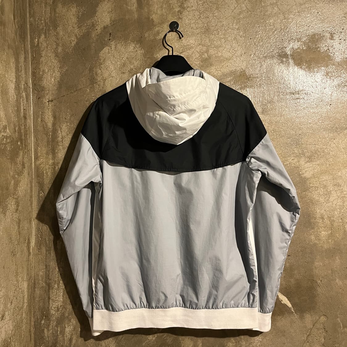 나이키 폴리쉘 바람막이 상품이미지4