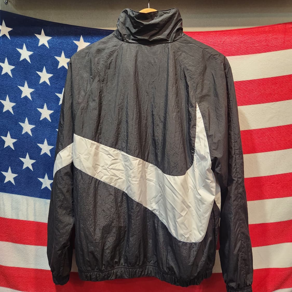 나이키 빅스우시 윈드브레이커 자켓  상품이미지2