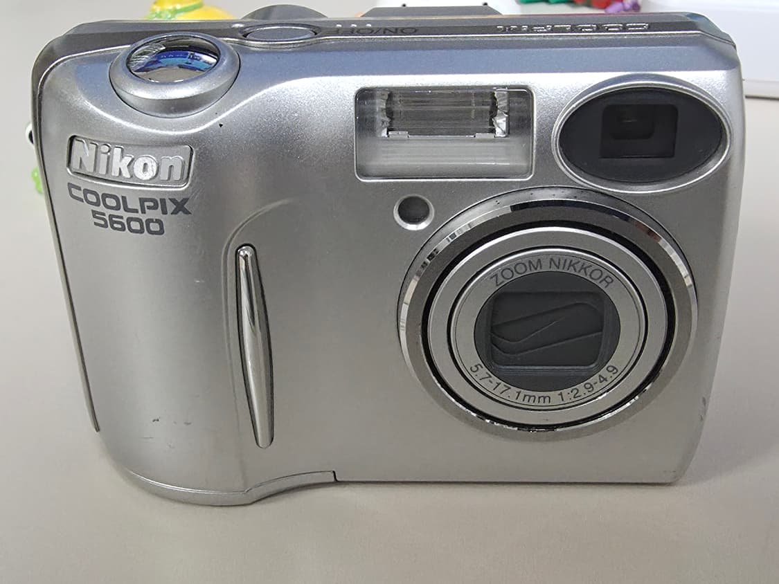 니콘 쿨픽스 5600 빈티지 디지털카메라 상품이미지1