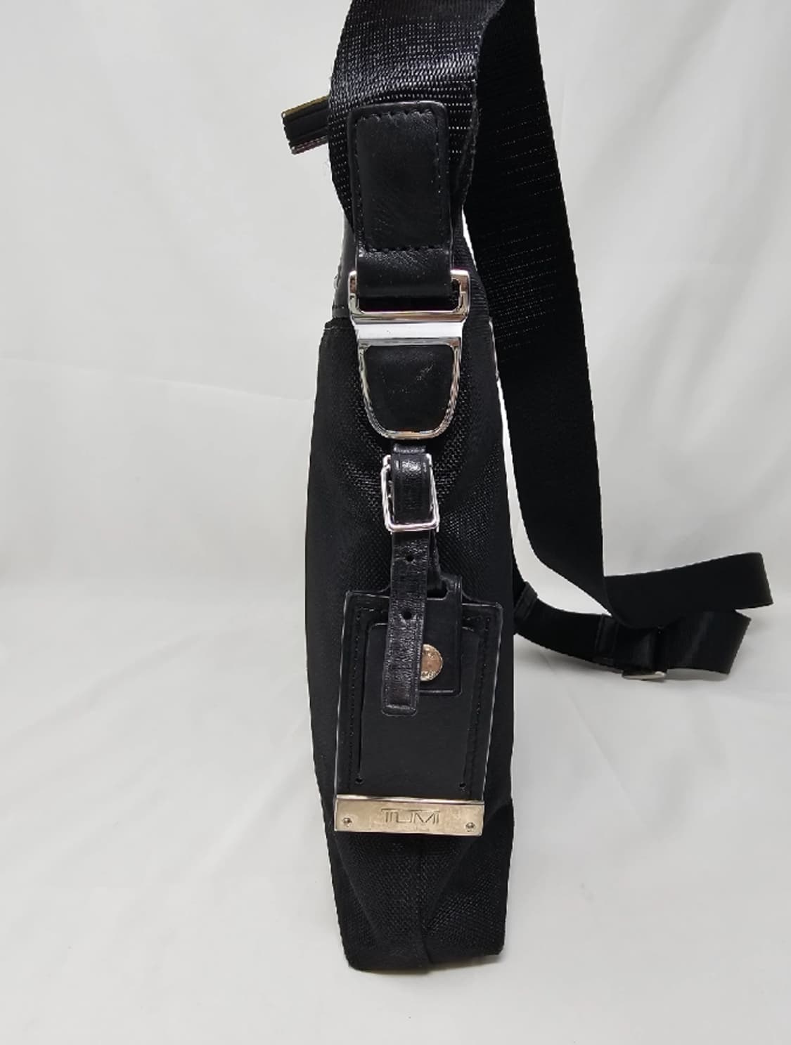 투미 TUMI 크로스백 블랙 상품이미지6