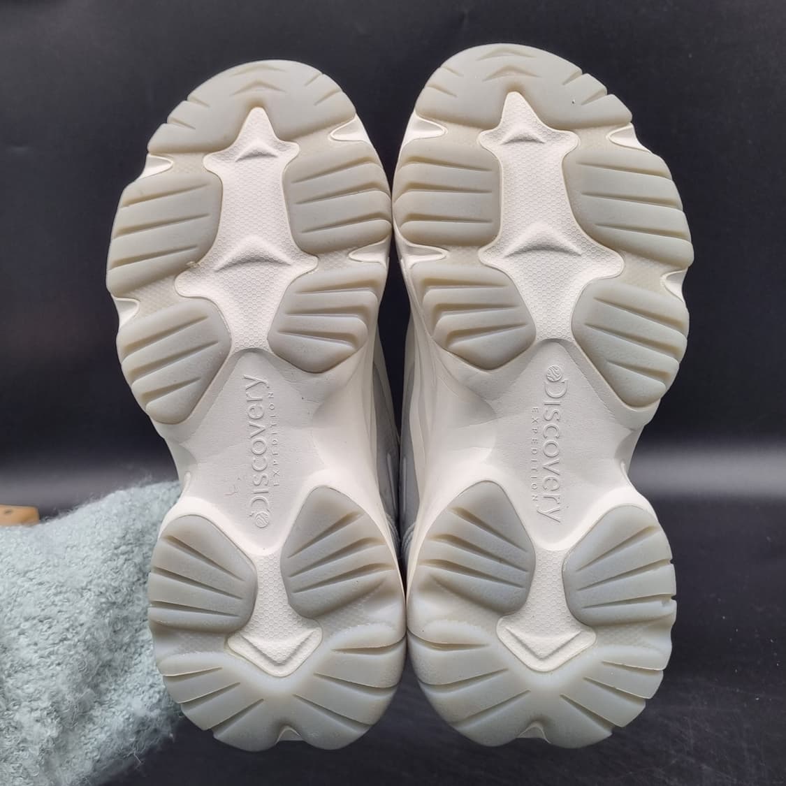 디스커버리 익스페디션 운동화 235 상품이미지3