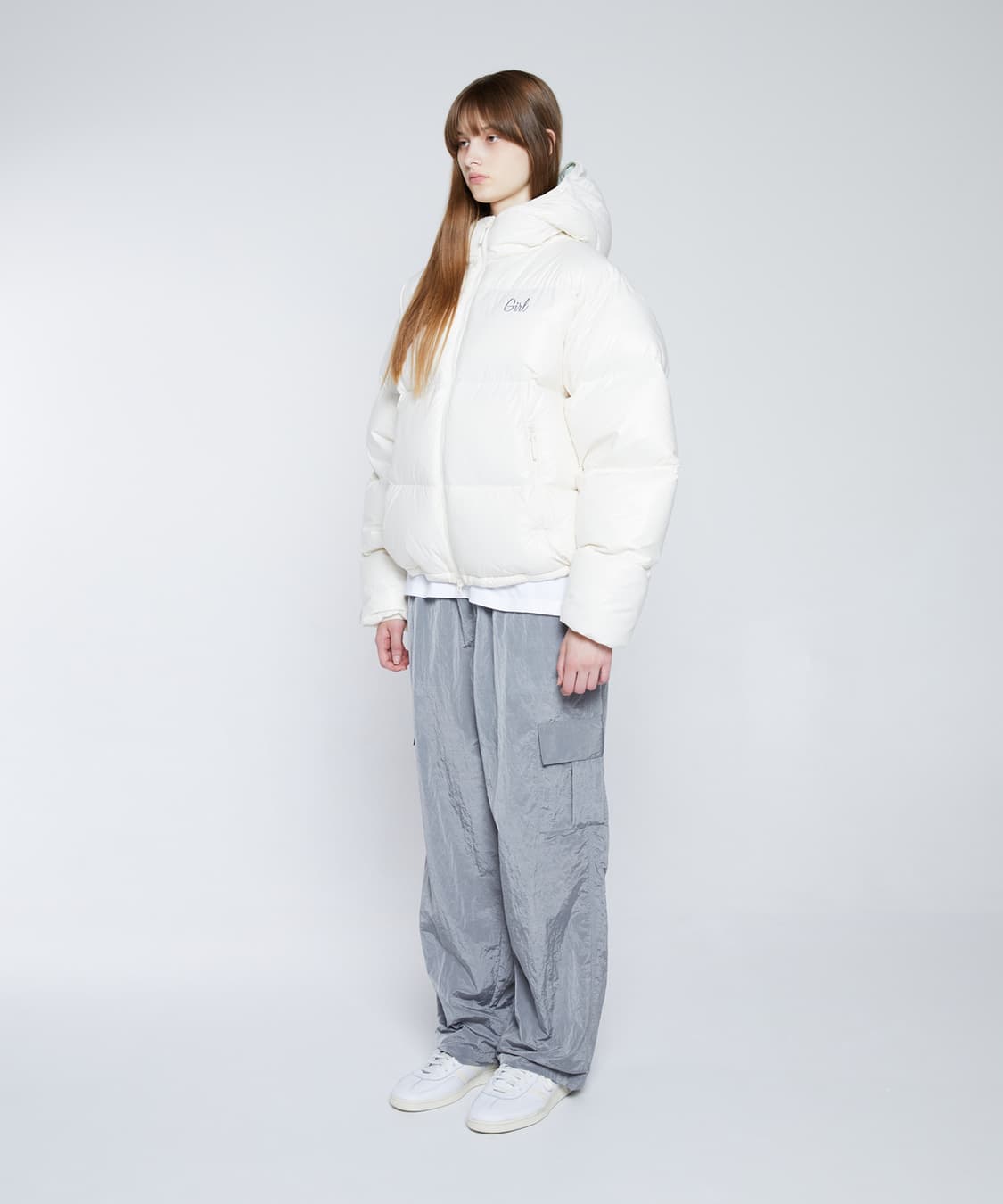 걸스케이트보드 패딩 GLOSSY TYPO HOODED DOWN IVORY 상품이미지3