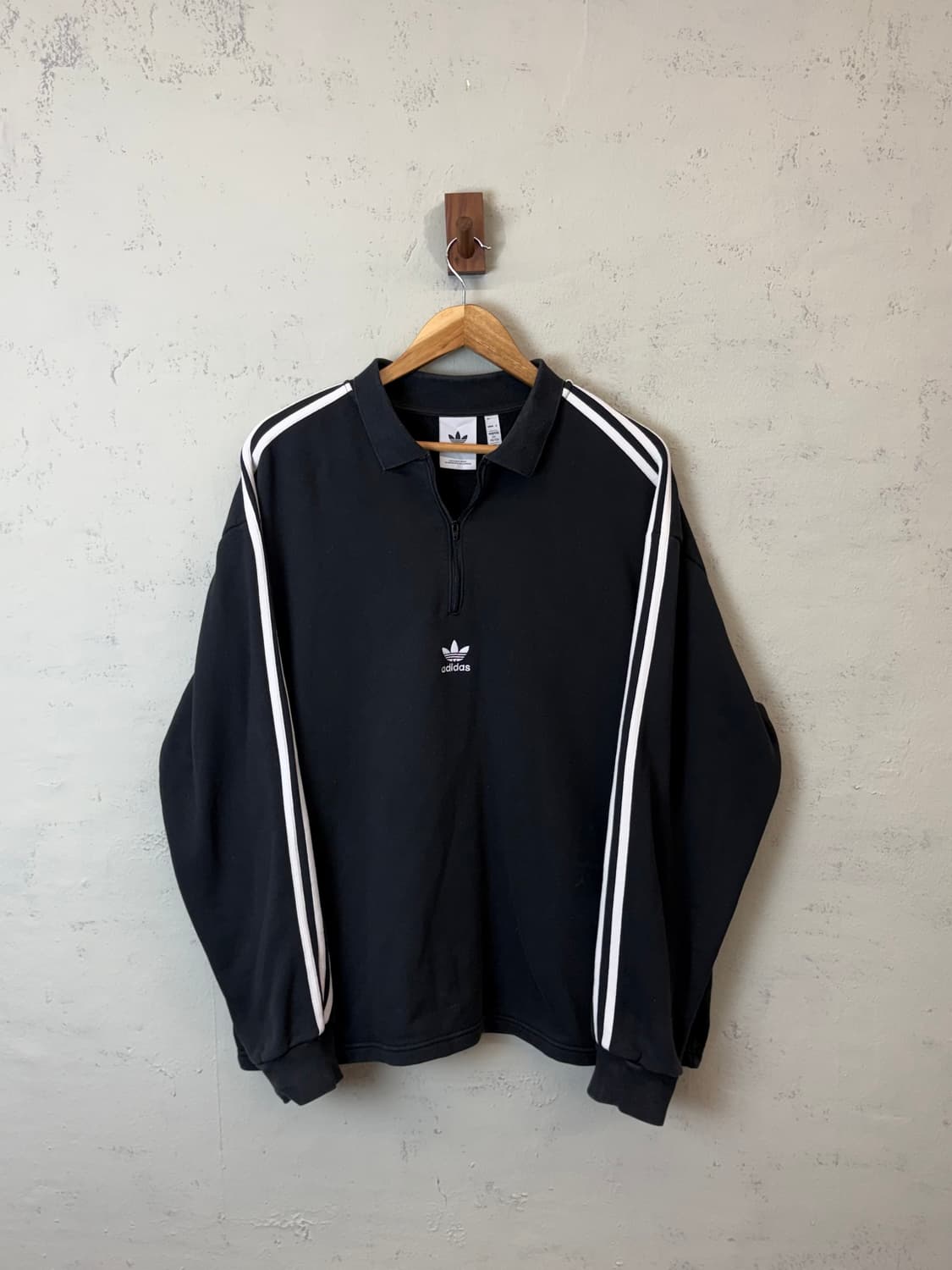 아디다스 삼선 반집업 맨투맨 블랙 상품이미지1