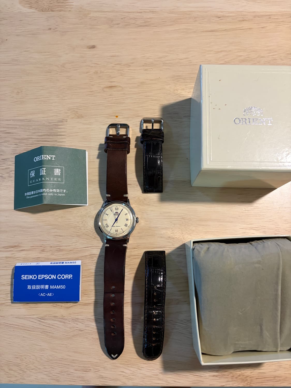 오리엔트 밤비노 크림다이얼 2세대 (40mm) 상품이미지2