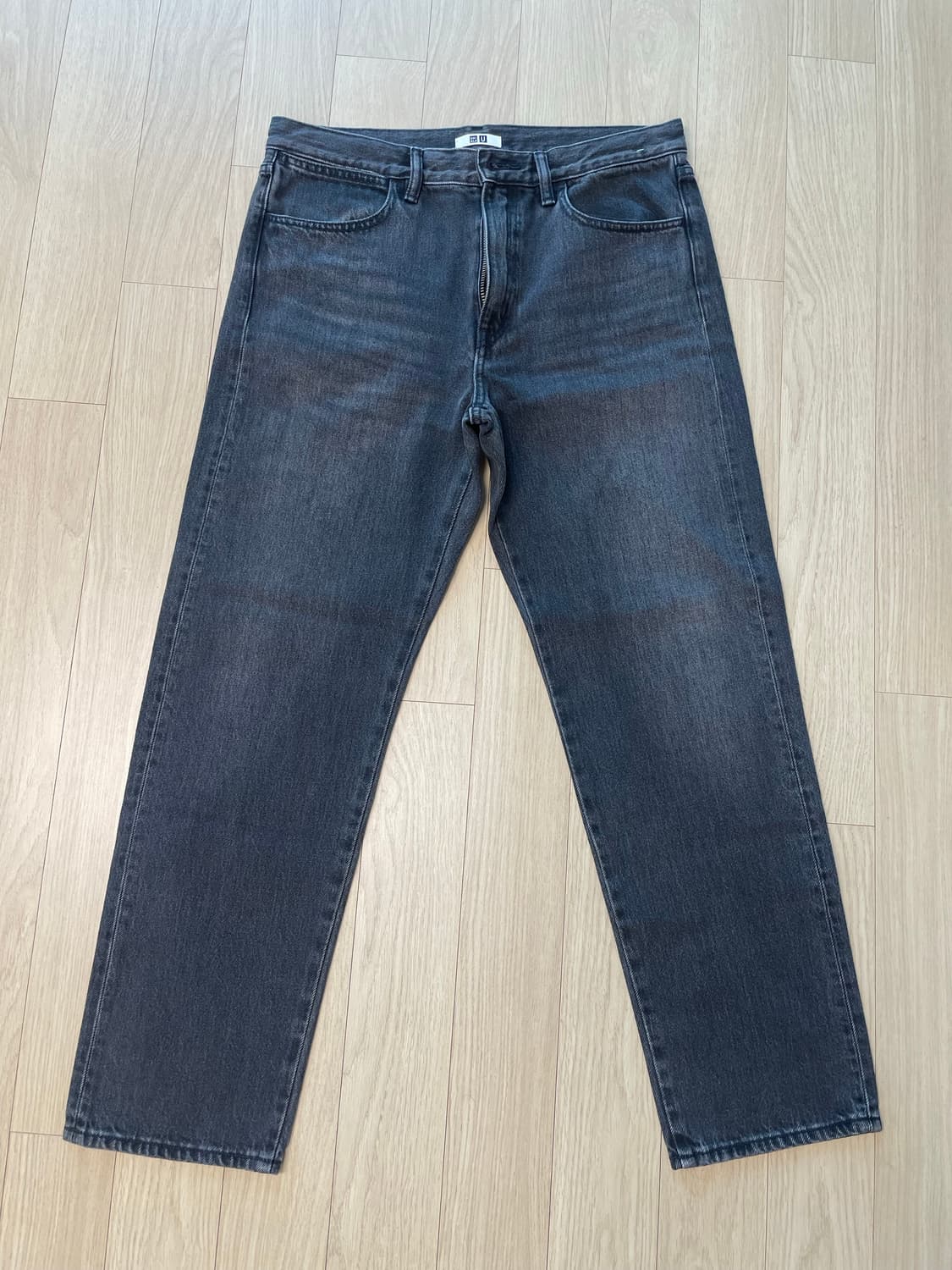 [31] 유니클로u 레귤러피트진 다크그레이 상품이미지1