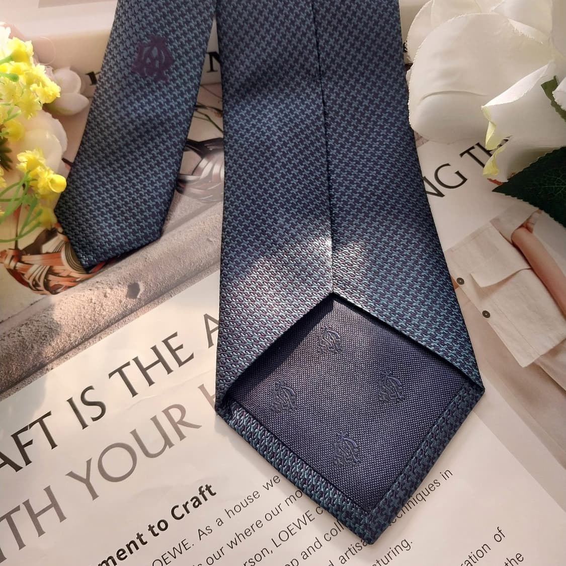 던힐 실크 네이비 넥타이 8cm A+등급 K1325
 상품이미지6
