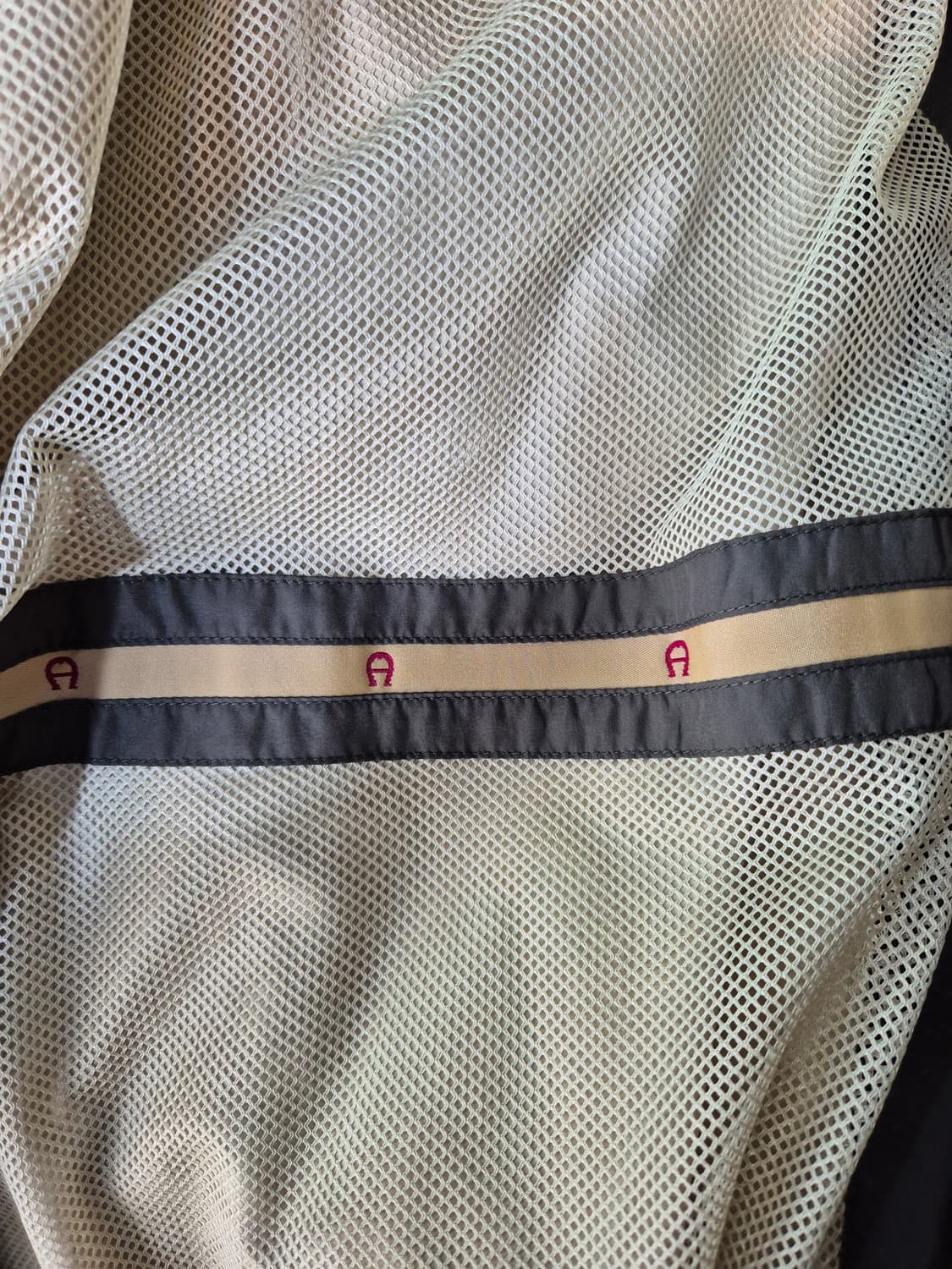 AIGNER 베이지색 바람막이 자켓 XL 상품이미지6